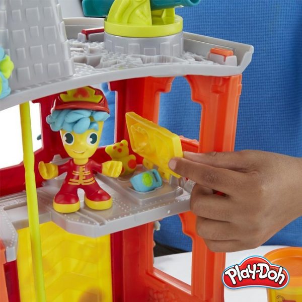 Play-Doh – Quartel de Bombeiros Town