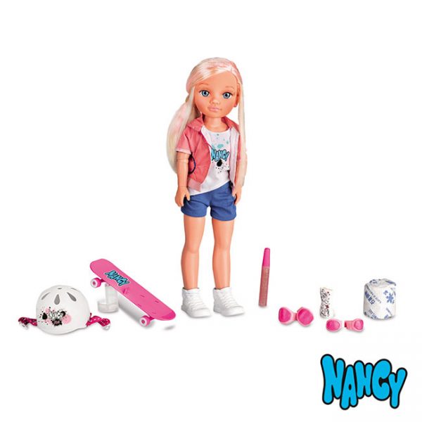 Nancy um Dia Passeando de Skate