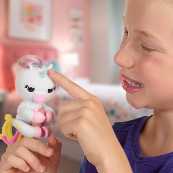 Fingerlings 2 – Peluche Interativo Unicórnio Lulu Autobrinca Online