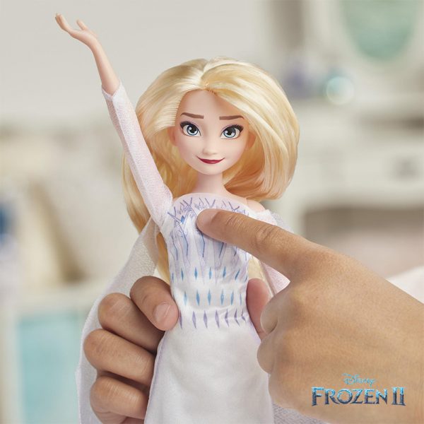 Frozen II Boneca Cantora Elsa Autobrinca Online