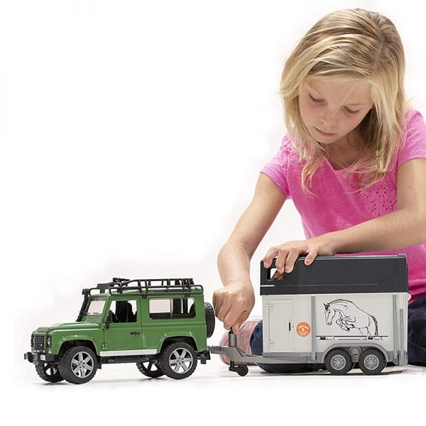 Jipe Land Rover Defender Station Wagon + Reboque Autobrinca Online