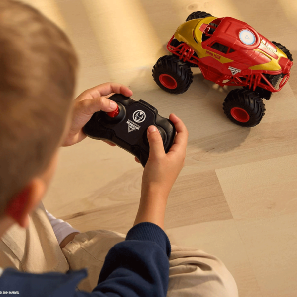 Monster Jam Marvel Iron Man 1:24 RC Autobrinca Online