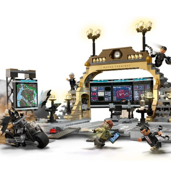 LEGO Super Heroes – O Confronto The Riddler na Batcaverna 76183 Autobrinca Online