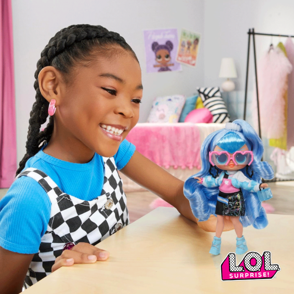 LOL Surprise! Tweens Ellie Fly Autobrinca Online
