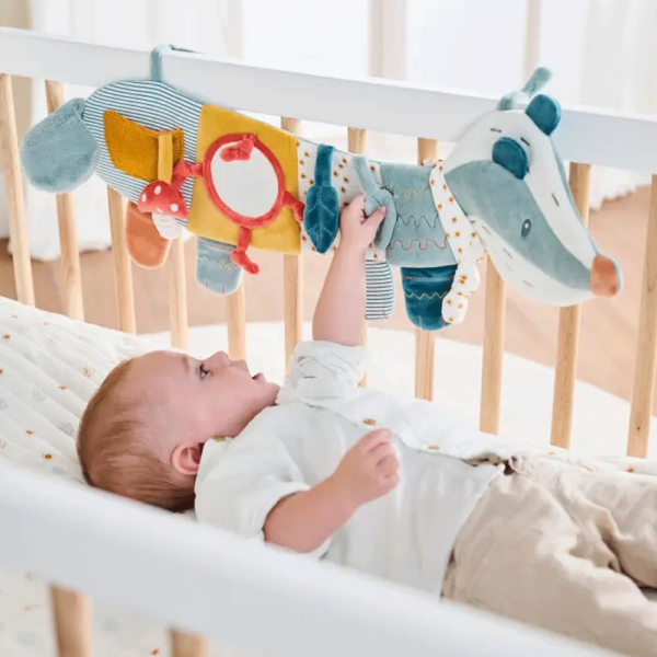 Peluche de Atividades Nattou Texugo Félix Autobrinca Online