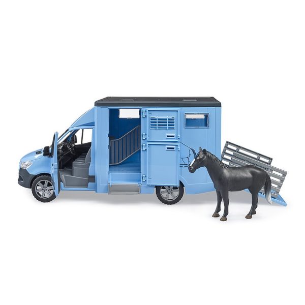 Mercedes Sprinter p/ Transporte de Animais c/ Cavalo Autobrinca Online