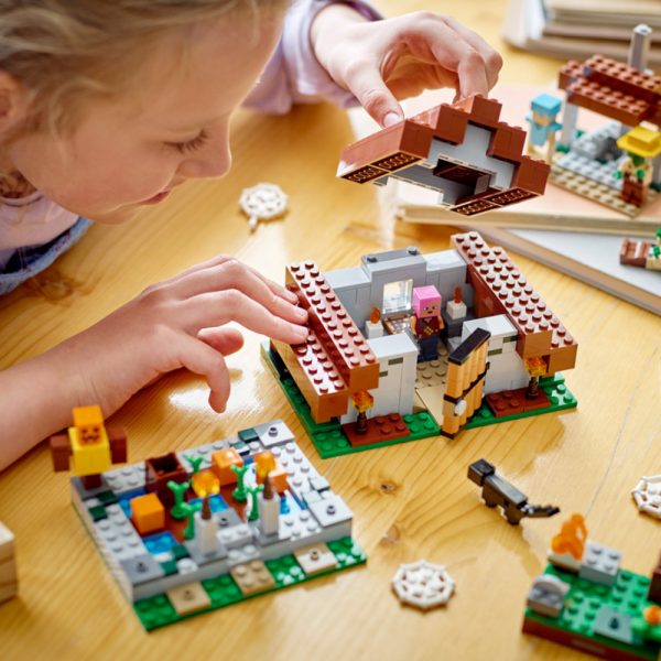 LEGO Minecraft – A Aldeia Abandonada 21190 Autobrinca Online