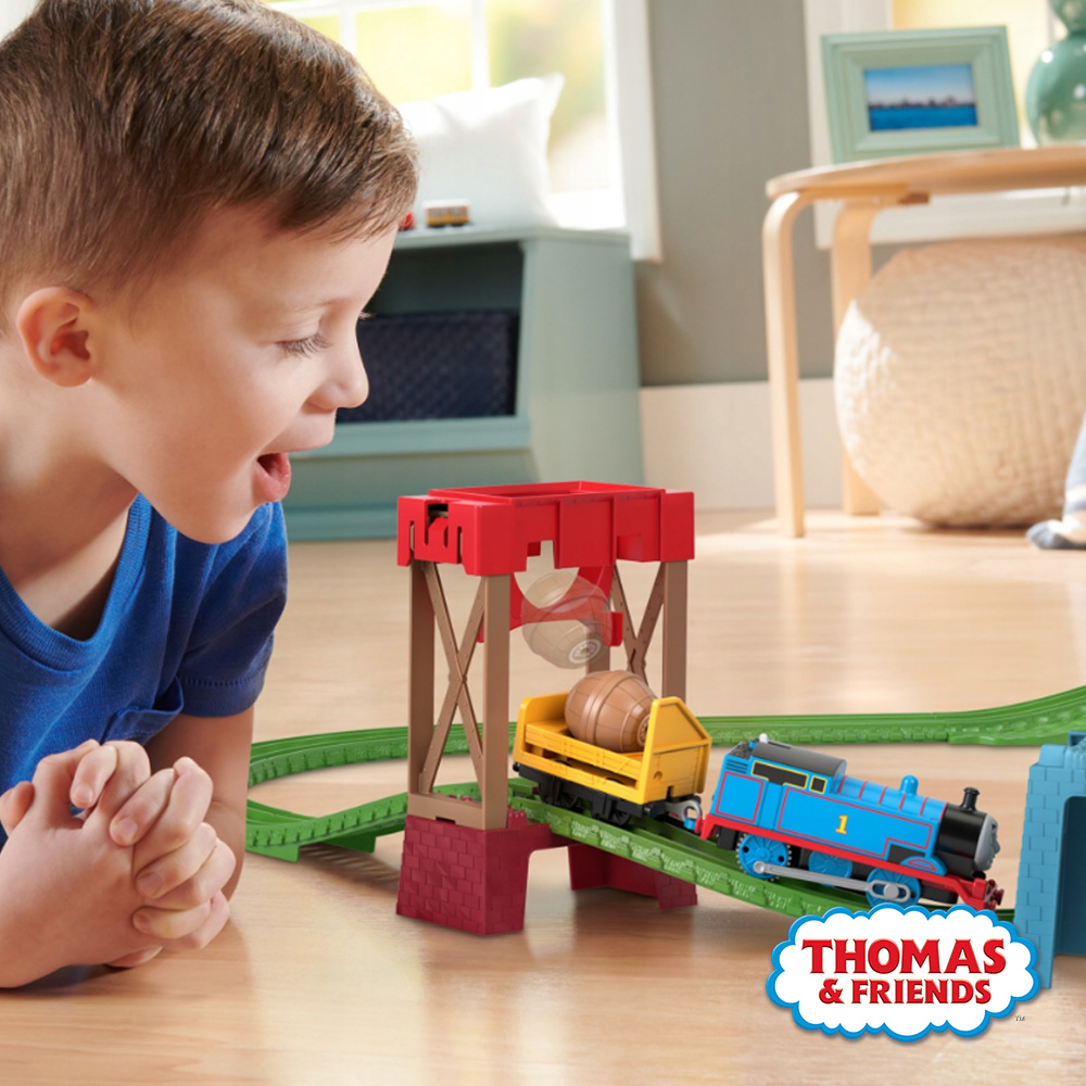 Thomas & Friends - Mega Pista Motorizada na Ilha Sodor 10m - Autobrinca  Online