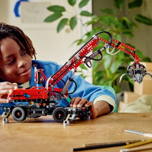 LEGO Technic Manuseador de Material 42144 Autobrinca Online