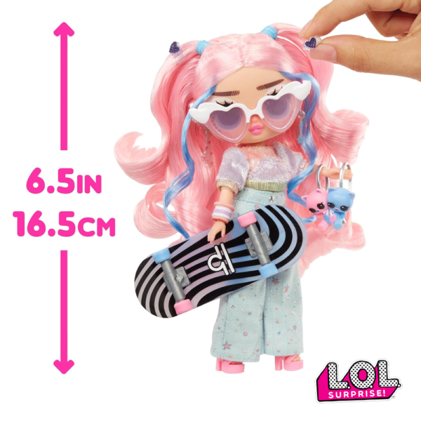 LOL Surprise! Tweens Flora Moon Autobrinca Online