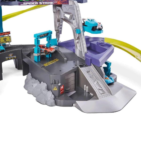 Metal Machines Pista Spider Strike Autobrinca Online