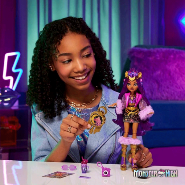 Monster High Monster Fest Clawdeen Wolf Autobrinca Online