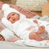 Boneca Elegance Arias Andie c/ Saco de Dormir 40cm Autobrinca Online