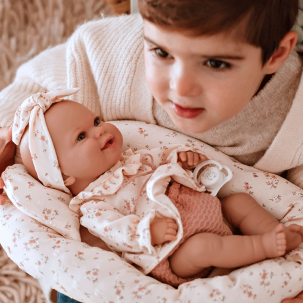 Boneca Elegance Arias Babyto Bege c/ Almofada 33cm Autobrinca Online