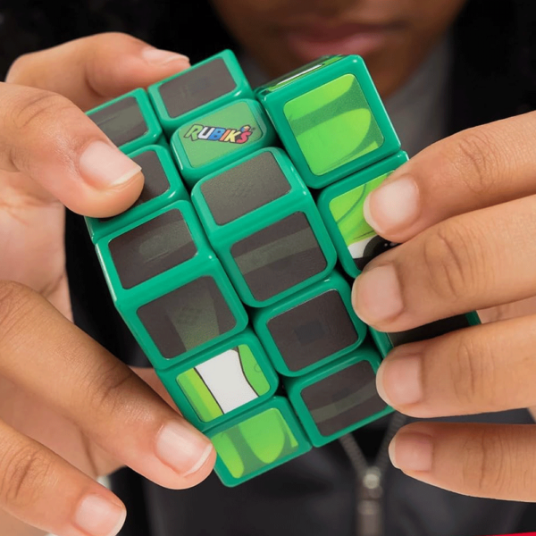 Cubos Rubik’s 3×3 Hulk Autobrinca Online