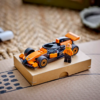 LEGO City – Piloto de F1 com Carro de Corrida McLaren 60442 Autobrinca Online