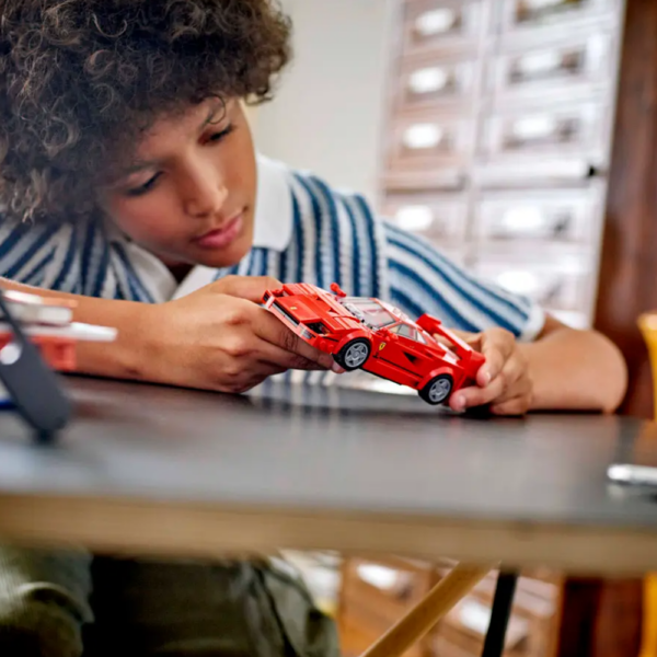 LEGO Speed Champions – Supercarro Ferrari F40 76934 Autobrinca Online