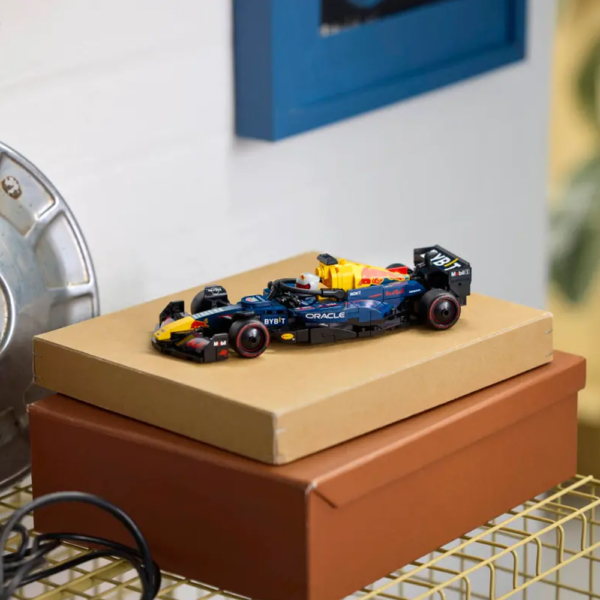 LEGO Speed Champions – Carro de Corrida Oracle Red Bull Racing RB20 F1 77243 Autobrinca Online